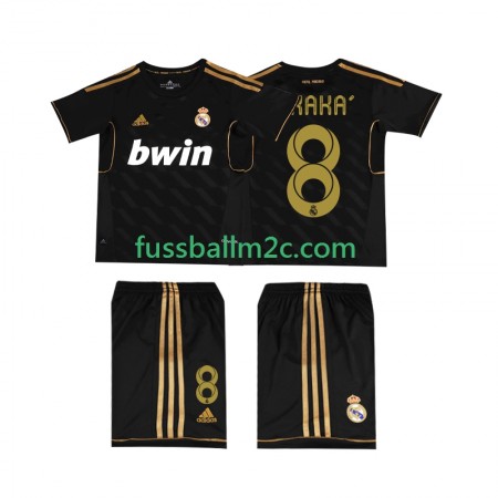 Fußballtrikots Real Madrid KAKA 8 Retro Kinder Auswärts Trikotsatz 2011-2012 Fußballtrikots Real Madrid KAKA 8 Retro Kinder Auswärts Trikotsatz 2011-2012